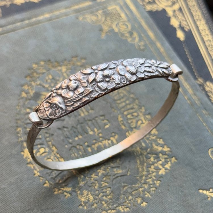 🔥LAST DAY 59% OFF✨Handmade Sterling Spoon Bangle - Crafted From Authentic Vintage Tools
