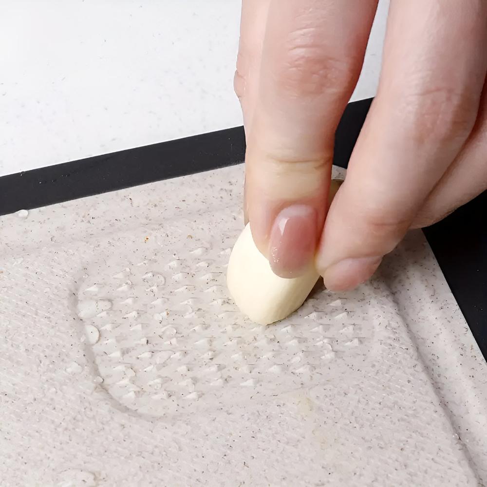 Dual-Sided Stainless Steel & Rice Husk Cutting Board