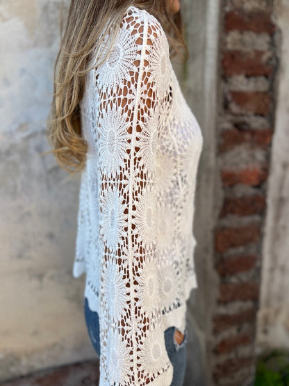 🏆Flash Sale⚡ 50K+ SOLD! Almost Gone-💥Cutout Embroidered V-Neck Button Long Sleeve Top,Best gifts