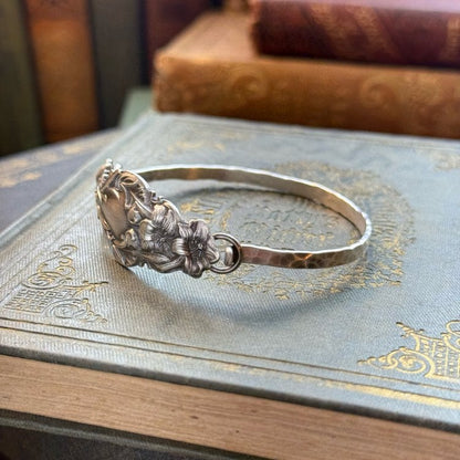 🔥LAST DAY 59% OFF✨Handmade Sterling Spoon Bangle - Crafted From Authentic Vintage Tools