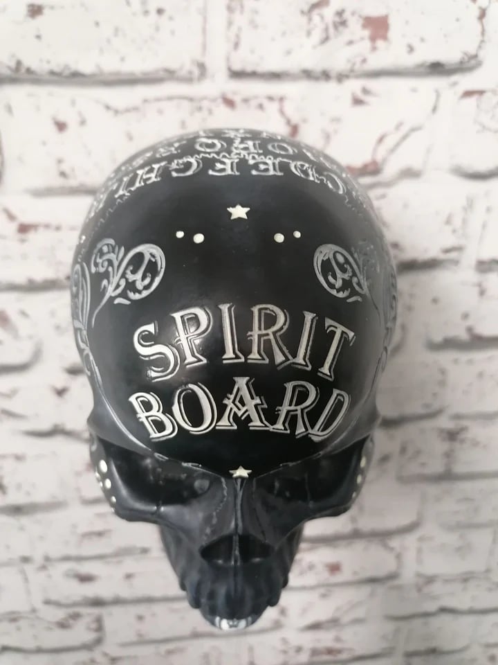🏴‍☠️Motorcycle helmet and jacket skull holder