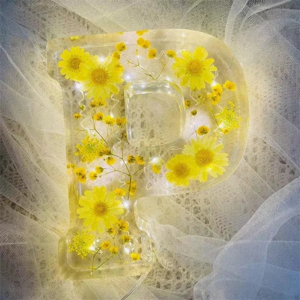 🌸Handmade Floral Resin Home Decor/ Night Light