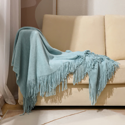 Thick Knit Throw with Tassels