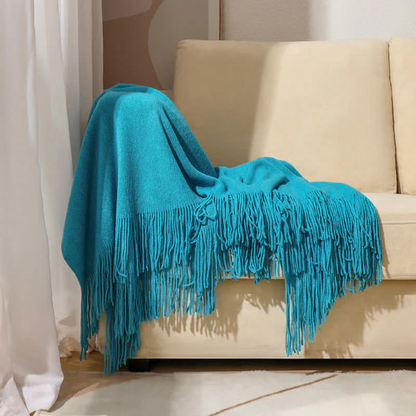 Thick Knit Throw with Tassels