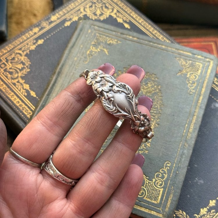 🔥LAST DAY 59% OFF✨Handmade Sterling Spoon Bangle - Crafted From Authentic Vintage Tools