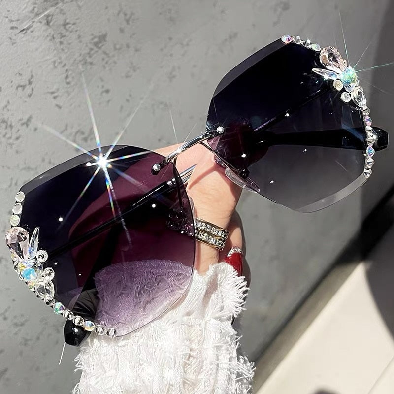 Oversized Gradient Rhinestone Sunglasses - Frameless
