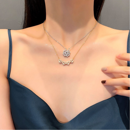 Magnetic Clover Necklace - Love & Luck