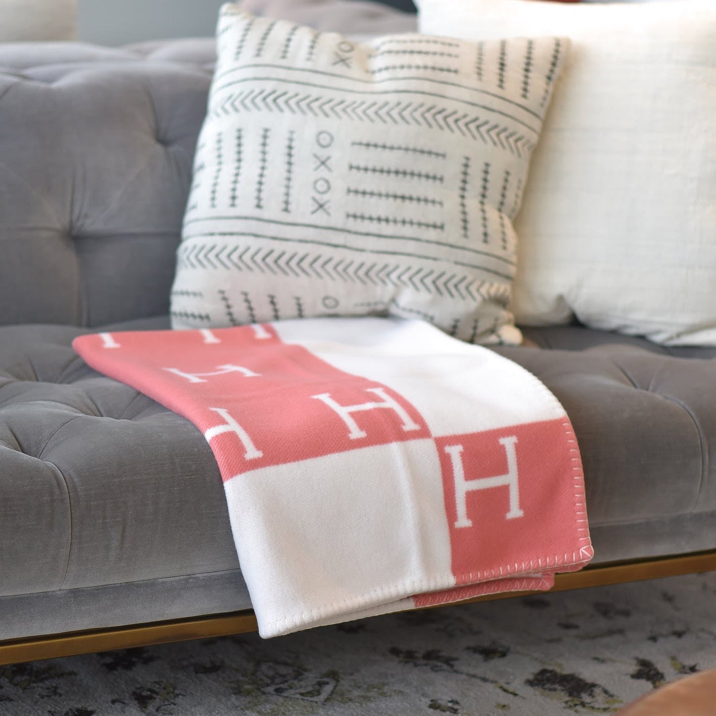 Luxurious Wool and Cashmere Throw - LuxBlanket
