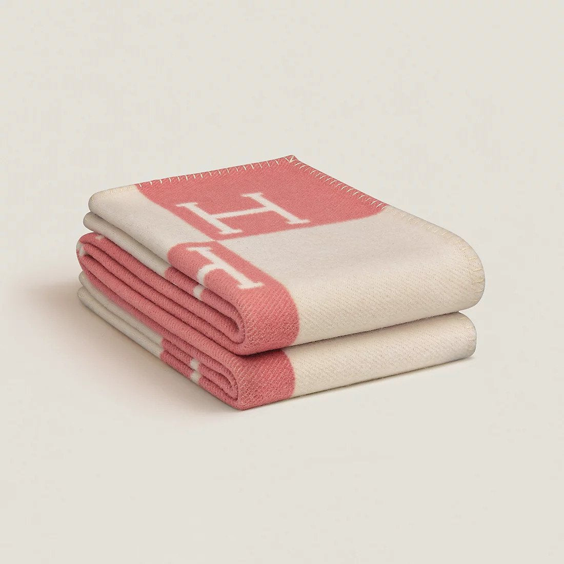 Luxurious Wool and Cashmere Throw - LuxBlanket