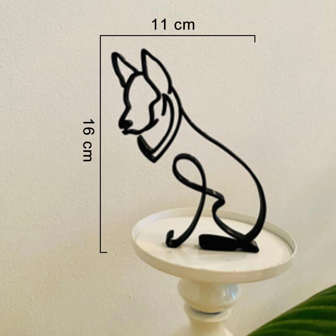 Modern Wireframe Dog Figure