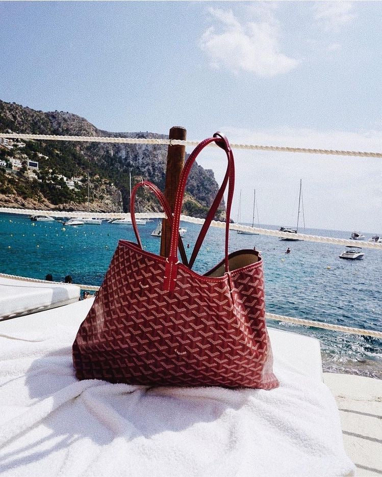 Niki | Bag - Stylish Companion for Every Occasion