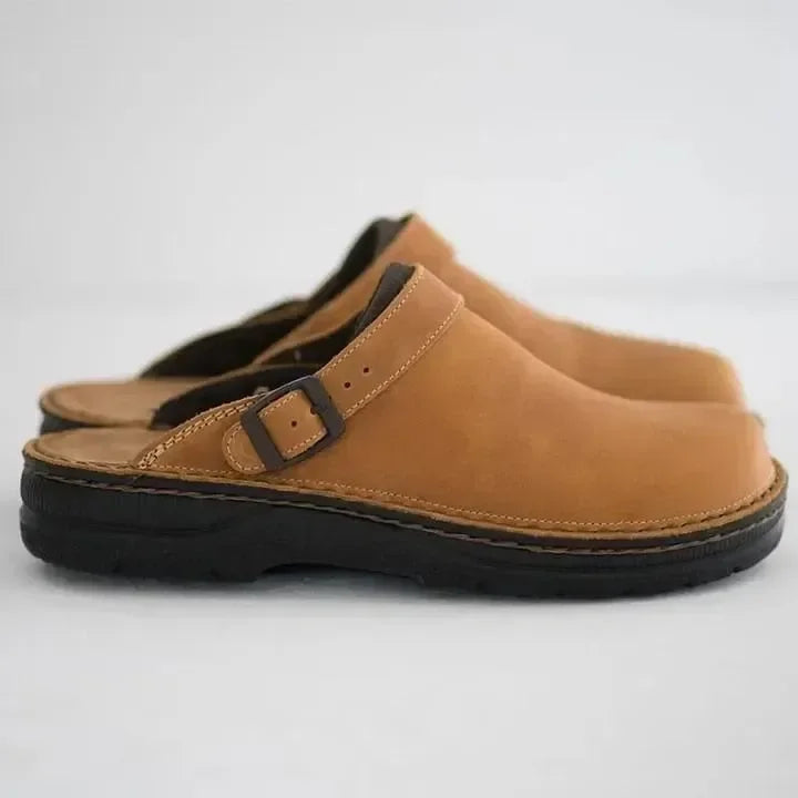Niki | Clogs: Comfort and Style