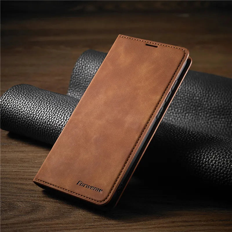 Niki | iPhone Case: Magnetic Leather Bag for Stylish Protection