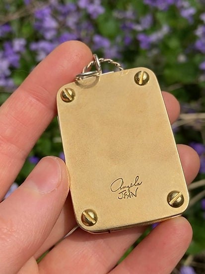 Niki | Pocket Flower Press for Botanicals | Tiny Nature Craft Kit | Travel-Friendly