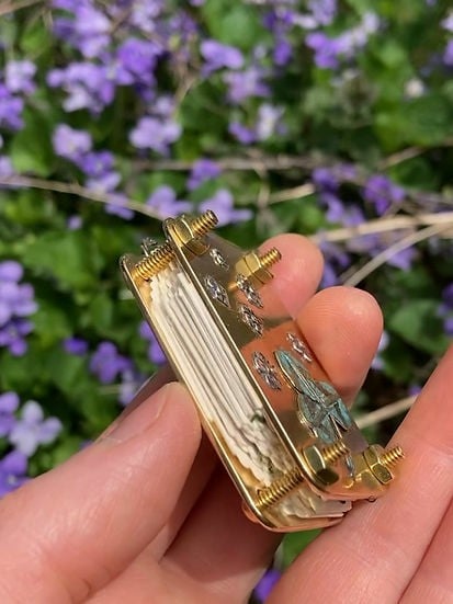 Niki | Pocket Flower Press for Botanicals | Tiny Nature Craft Kit | Travel-Friendly