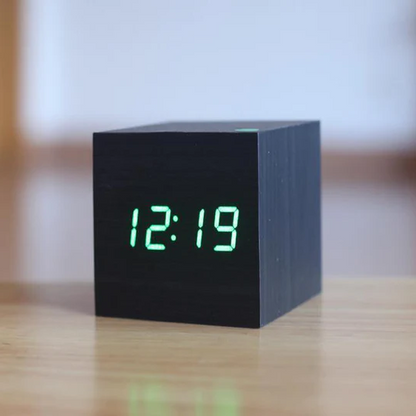 Niki | Modern Digital Wood Clock