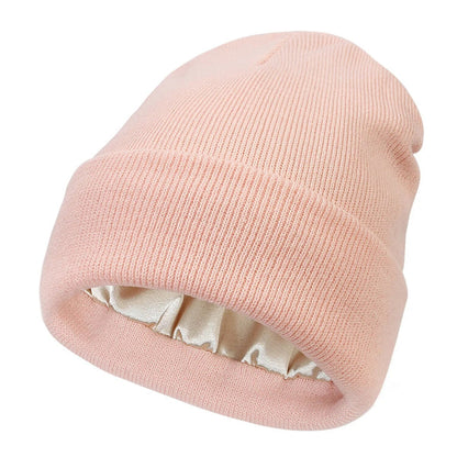 Niki | Noor Silk Winter Hat – Wool & Silk – Anti-Frizz Hair Protection