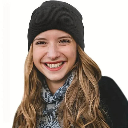 Niki | Noor Silk Winter Hat – Wool & Silk – Anti-Frizz Hair Protection