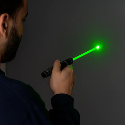 Niki | Long-Distance Laser Beam Penlight