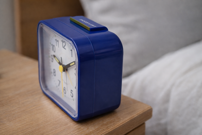 Niki | Silent & Peaceful Alarm Clock – Non-Ticking, Gentle Wake-Up Light, Snooze Function