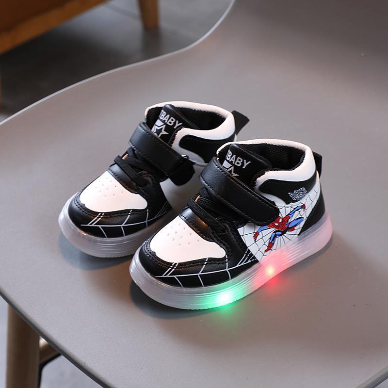 Men's Spiderman Light-Up Adventure Sneakers