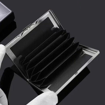 Niki | Ultra-thin Card Holder with Theft and Demagnetization Protection
