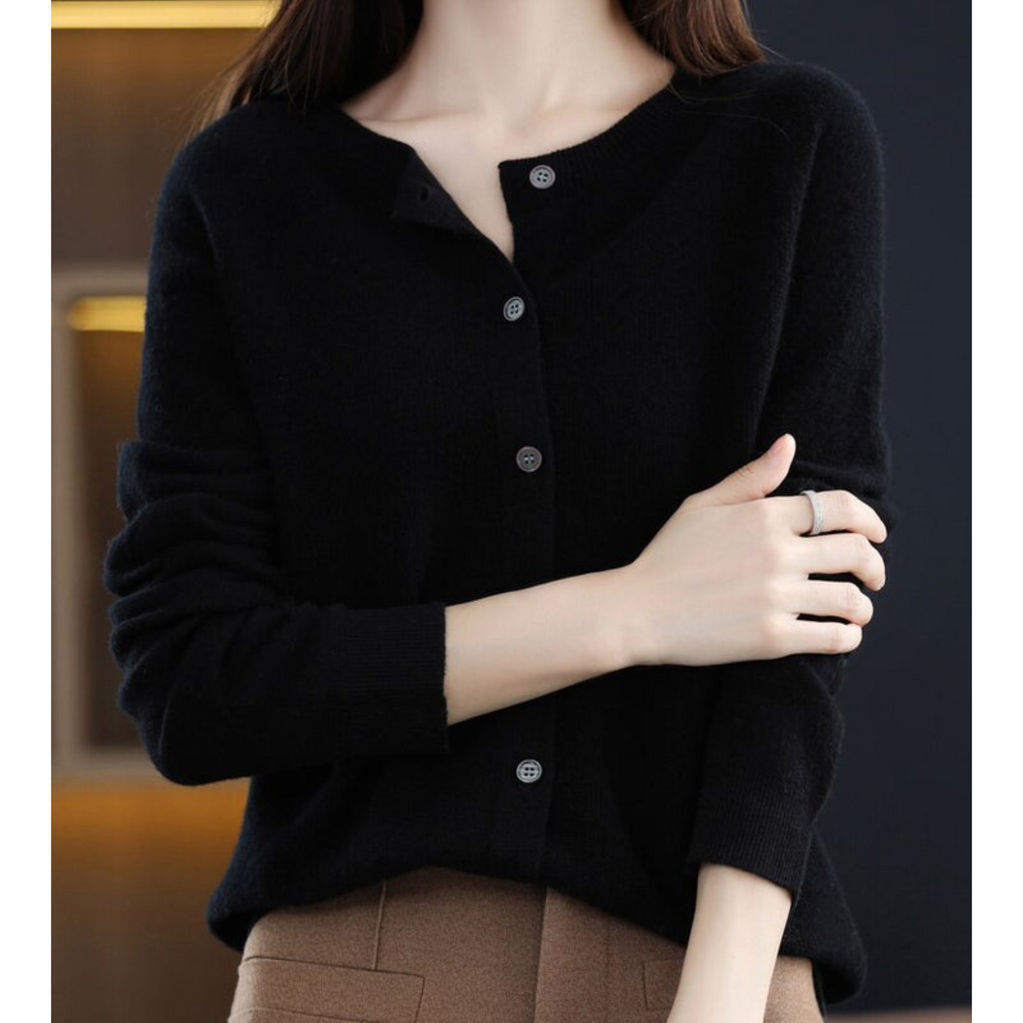 Women's Button-Front Cardigan in Merino Wool