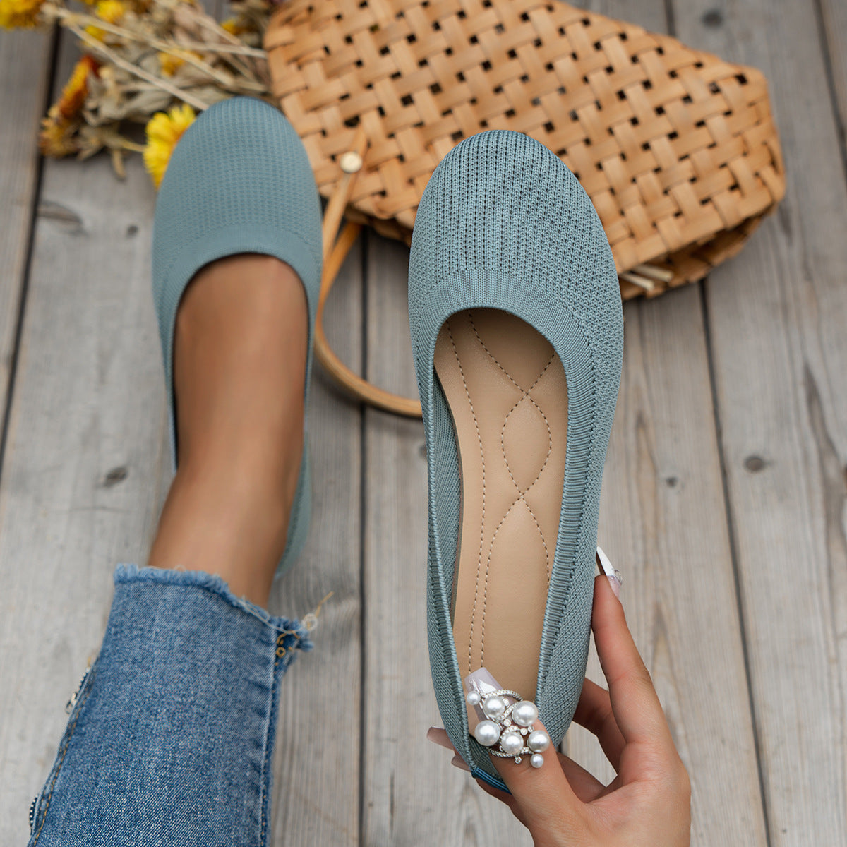 Niki | Women's Lightweight Comfort Sneakers | Grippy Sole