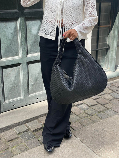 Niki | Women's Woven Tote Bag - Oversized Shoulder Bag