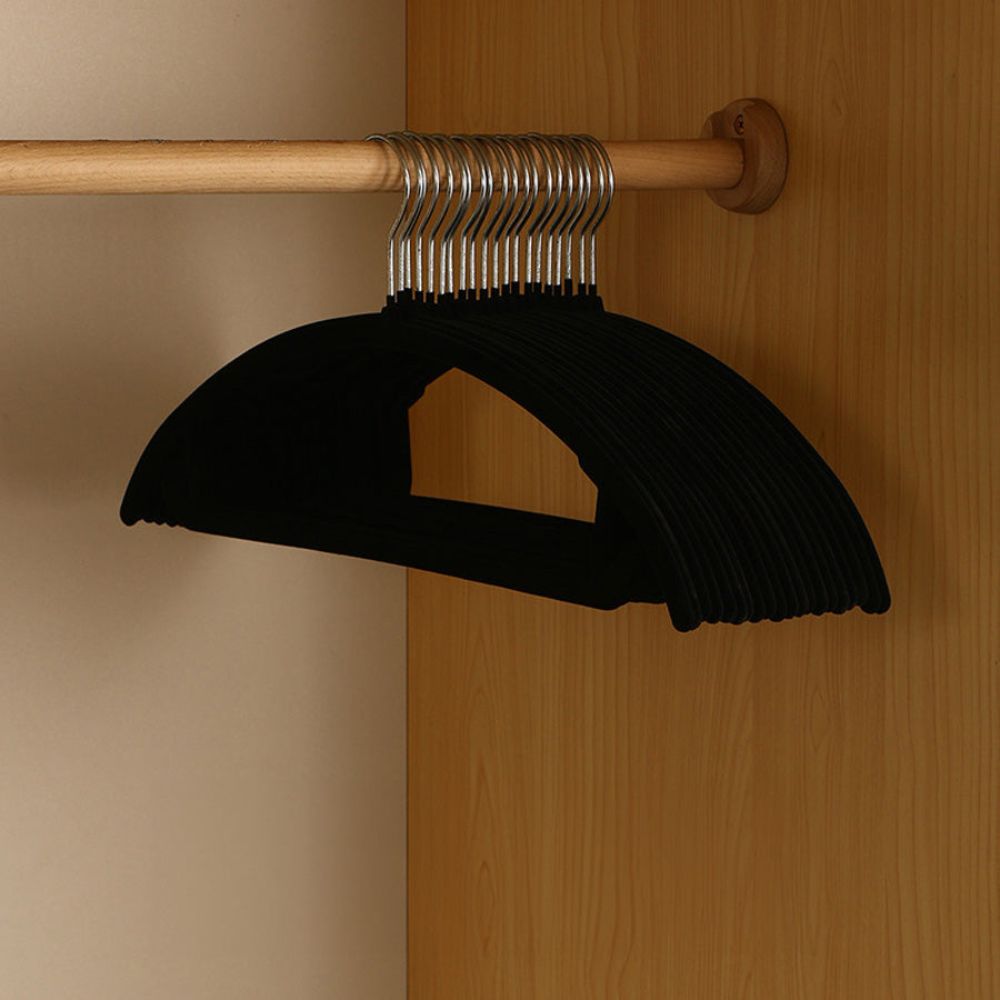Curved Slimline Hangers | Set of 10