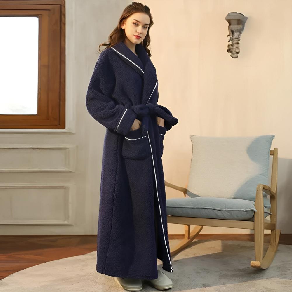 Plush Fleece Robe for Ultimate Relaxation