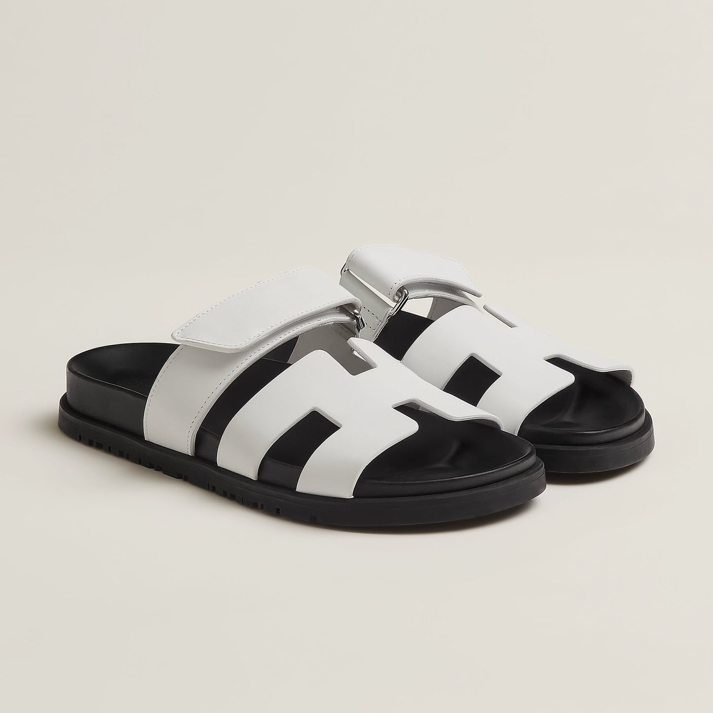 Stylish Leather Cut-Out Comfort Sandals