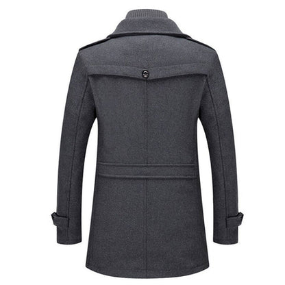 Versatile Coat with Modern Masculine Style