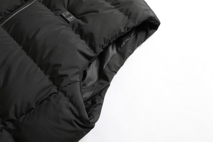 VitalWarm | Experience comfortable warmth, wherever and whenever you want, with this heated jacket